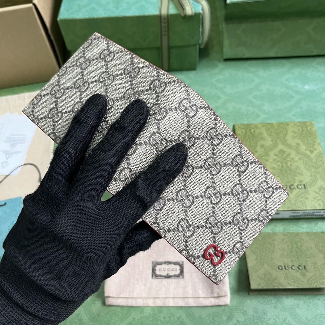 Gucci Wallet With GG Detail - DesignerGu