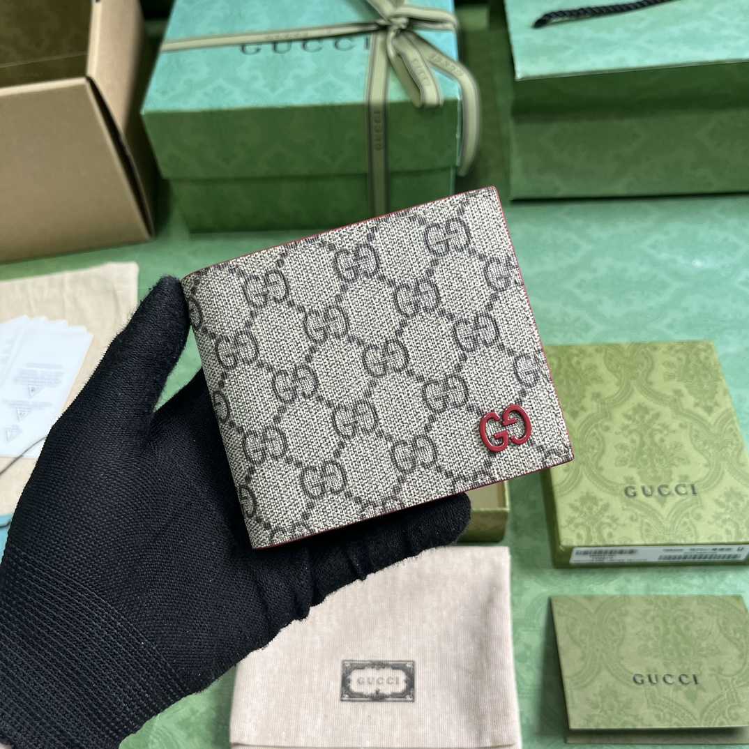 Gucci Wallet With GG Detail - DesignerGu