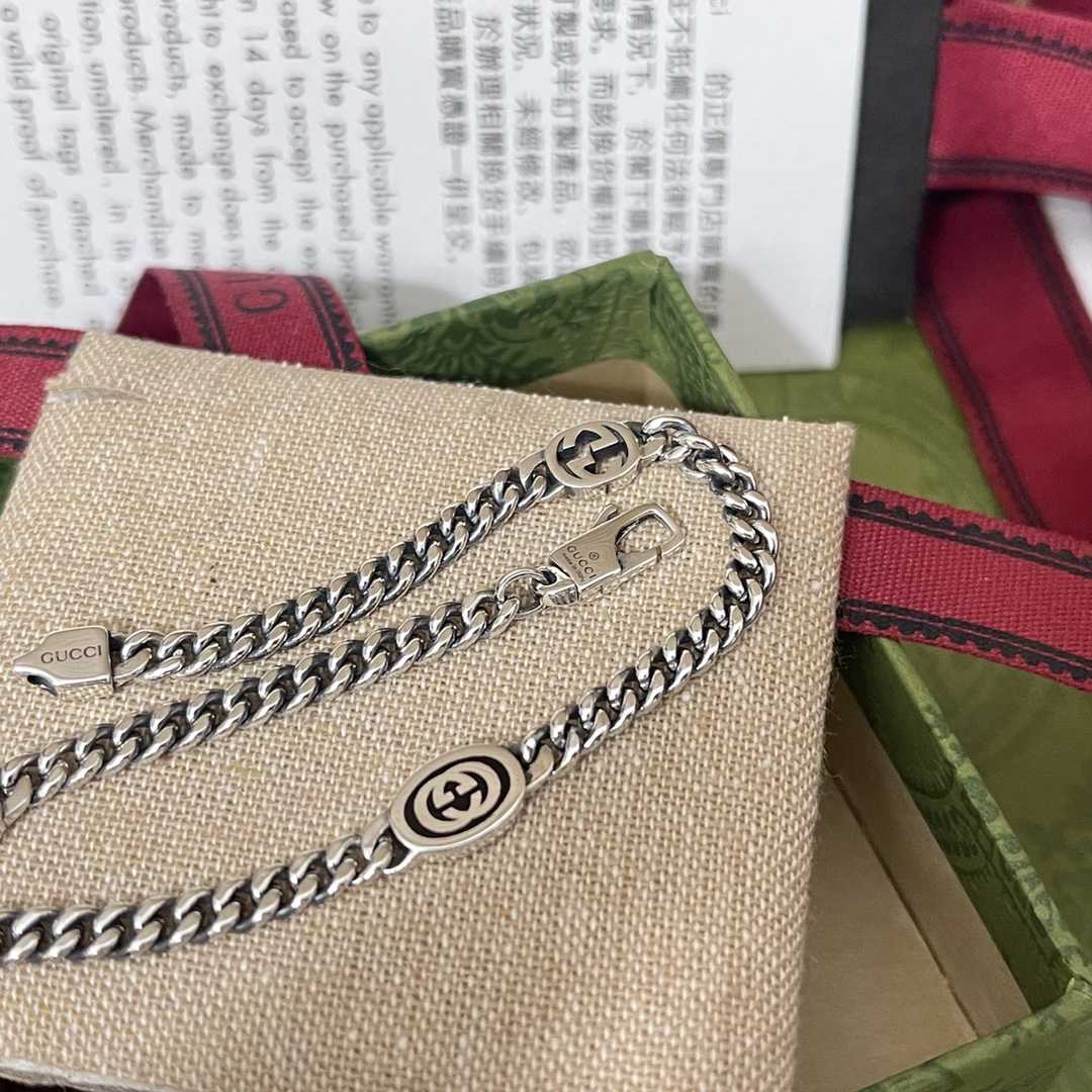 Gucci Interlocking G Bracelet  - DesignerGu