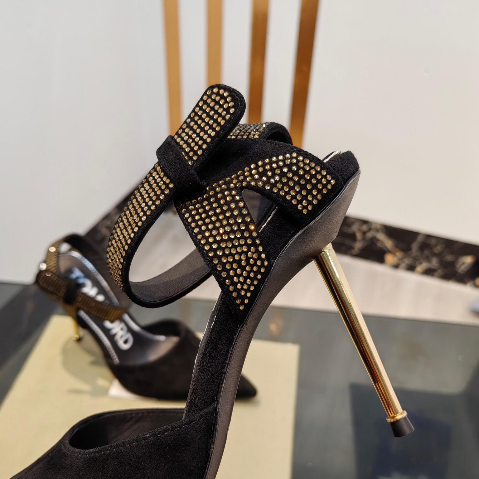 Tom Ford Asymmetric Crystal Ankle Strap Pumps - DesignerGu