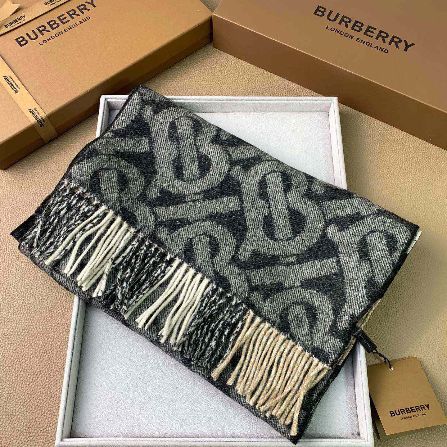 Burberry Check Cashmere Reversible Scarf - DesignerGu