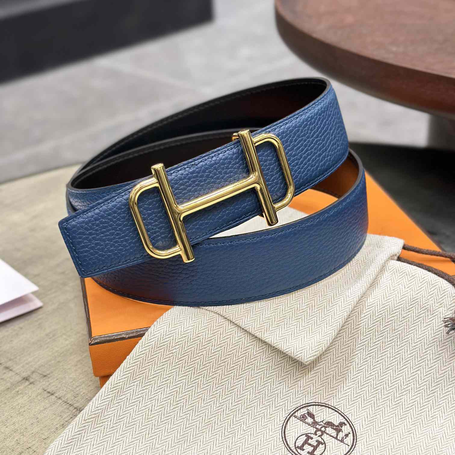 Hermes Royal Belt Buckle & Reversible Leather Strap 38 mm - DesignerGu