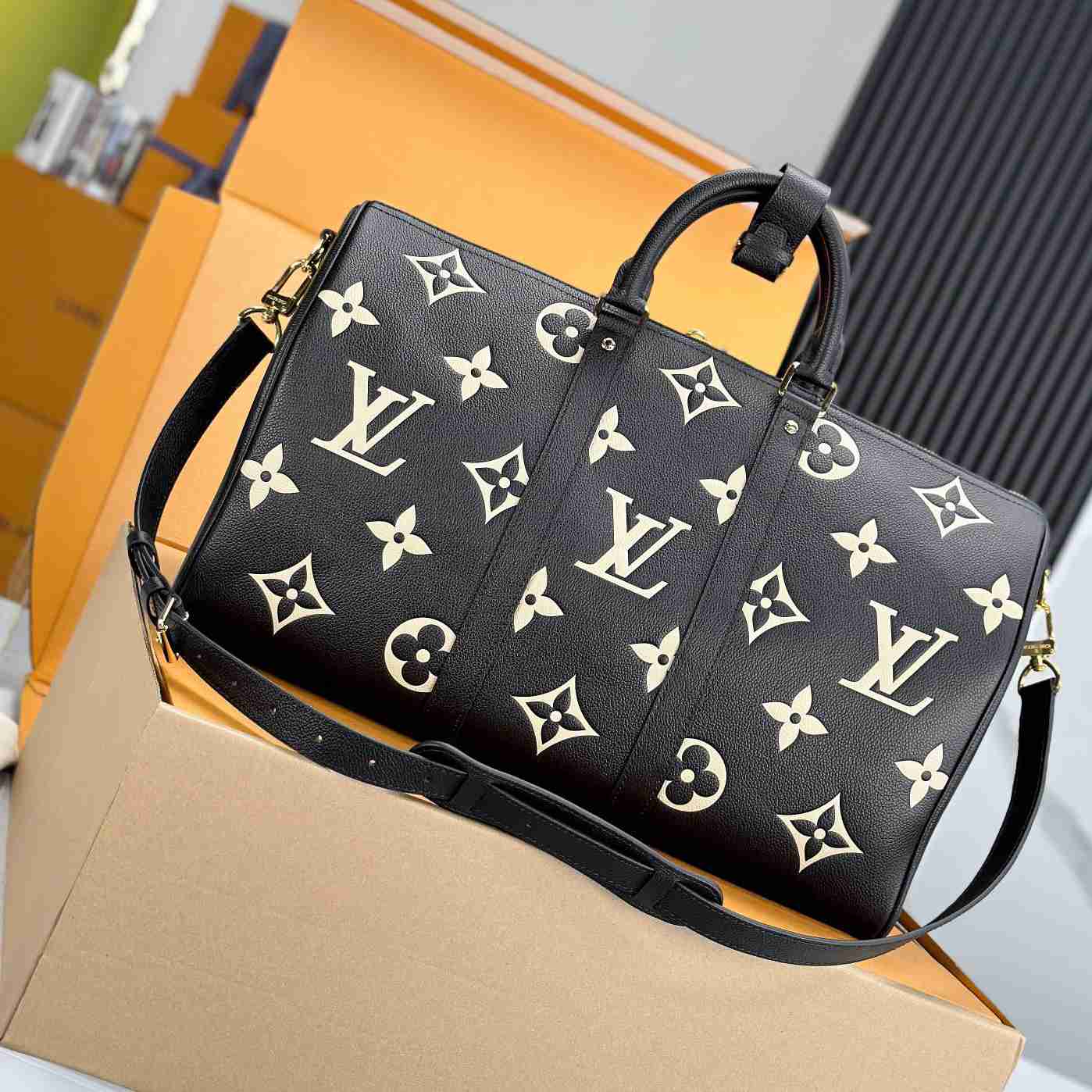 Louis Vuitton Keepall Bandoulière 45   M46670 - DesignerGu