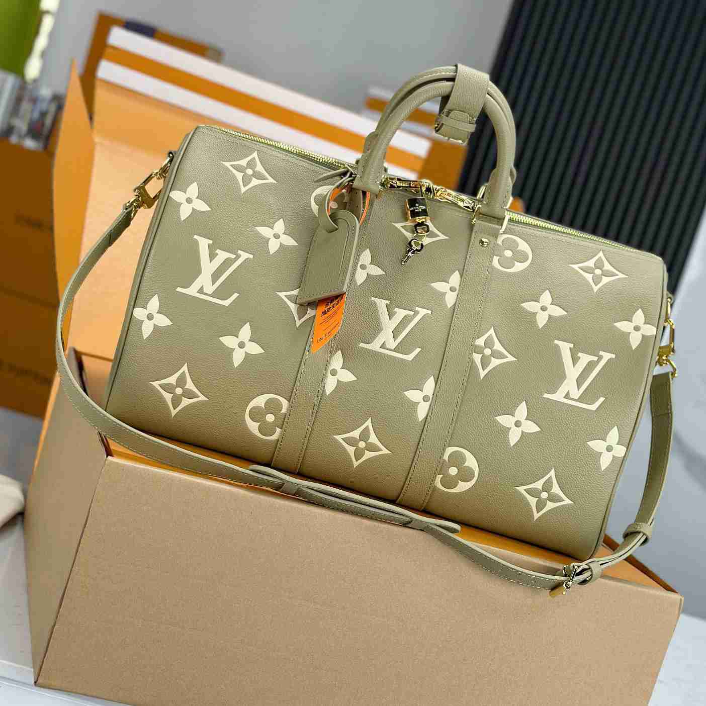 Louis Vuitton Keepall Bandoulière 45   M46671 - DesignerGu