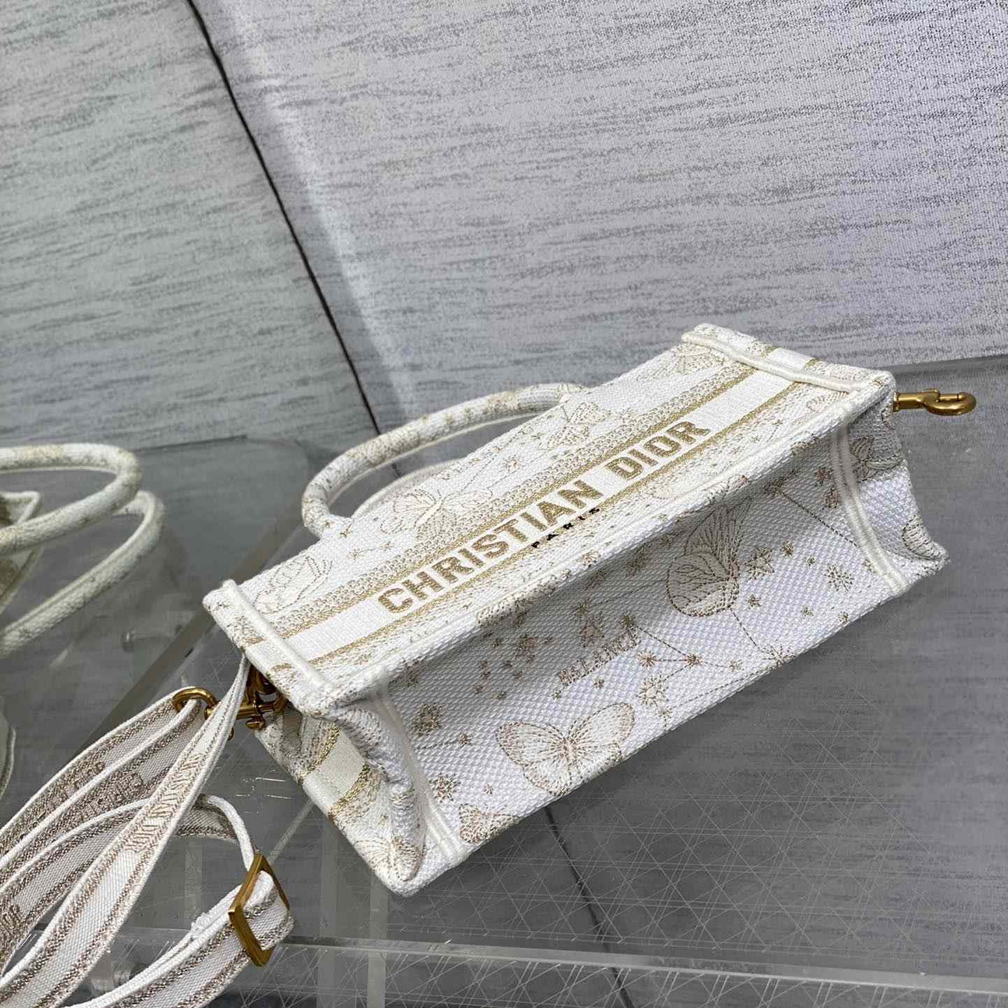 Dior Medium Lady D-Lite Bag - DesignerGu