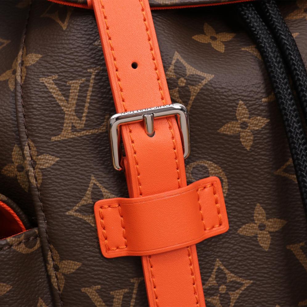 Louis Vuitton Christopher MM    M46814 - DesignerGu