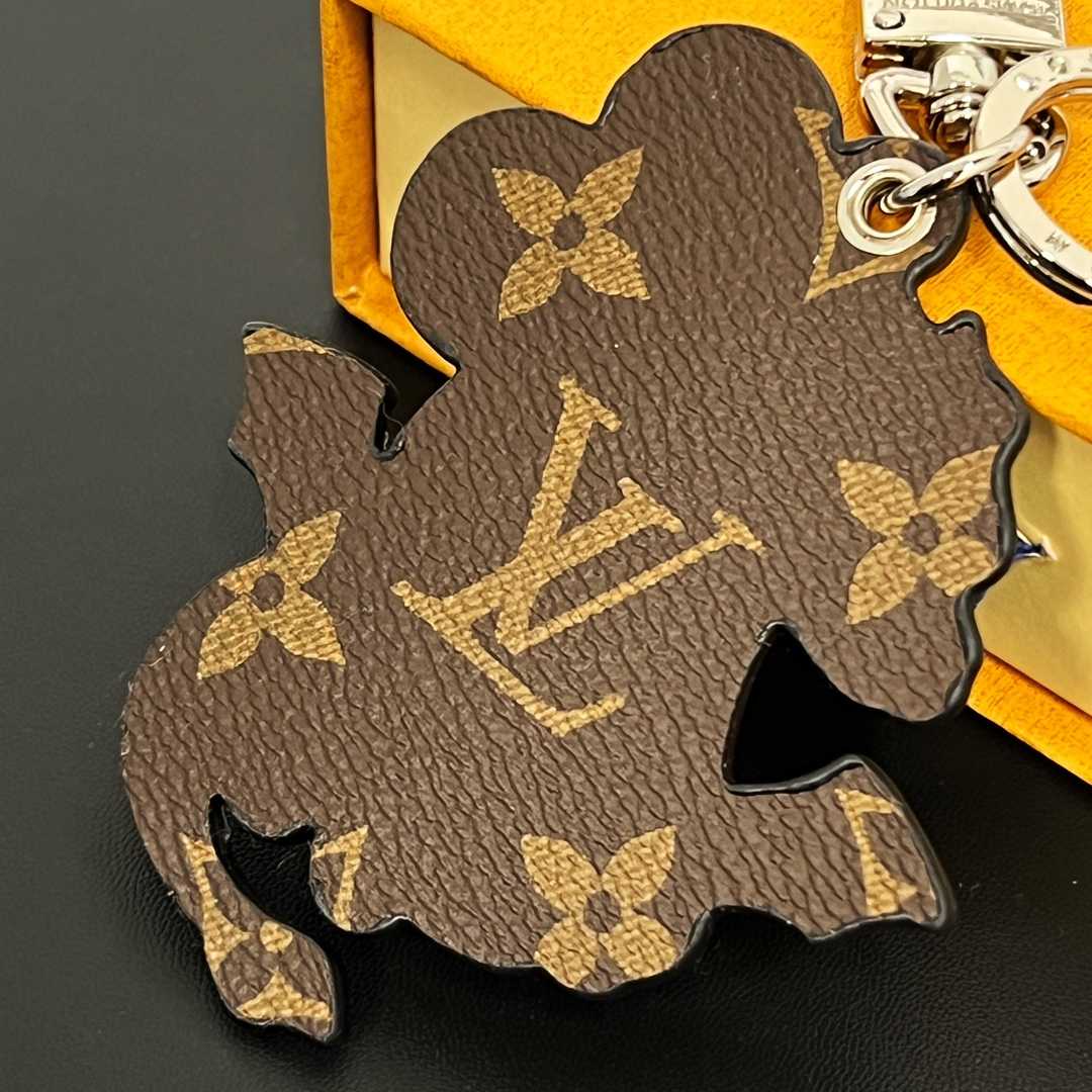 Louis Vuitton LV Optic Bag Charm - DesignerGu