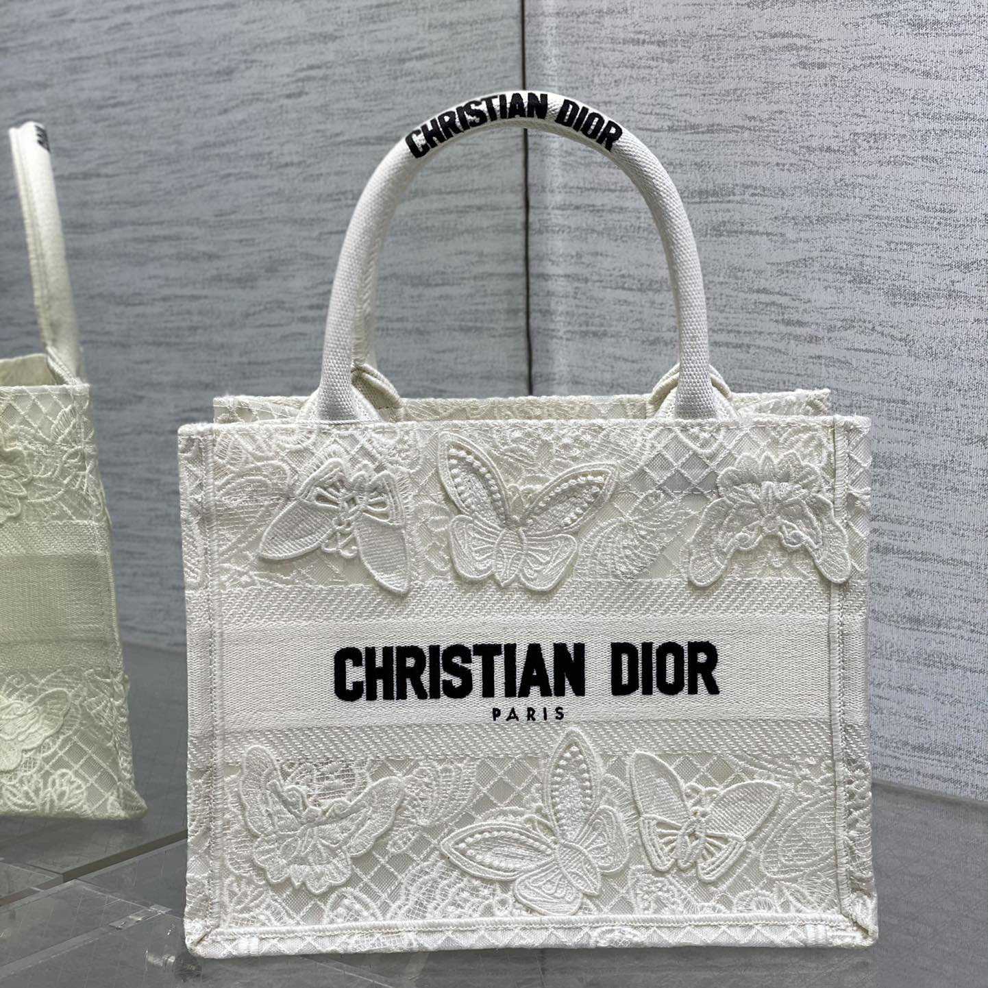 Dior Small Dior Book Tote - DesignerGu