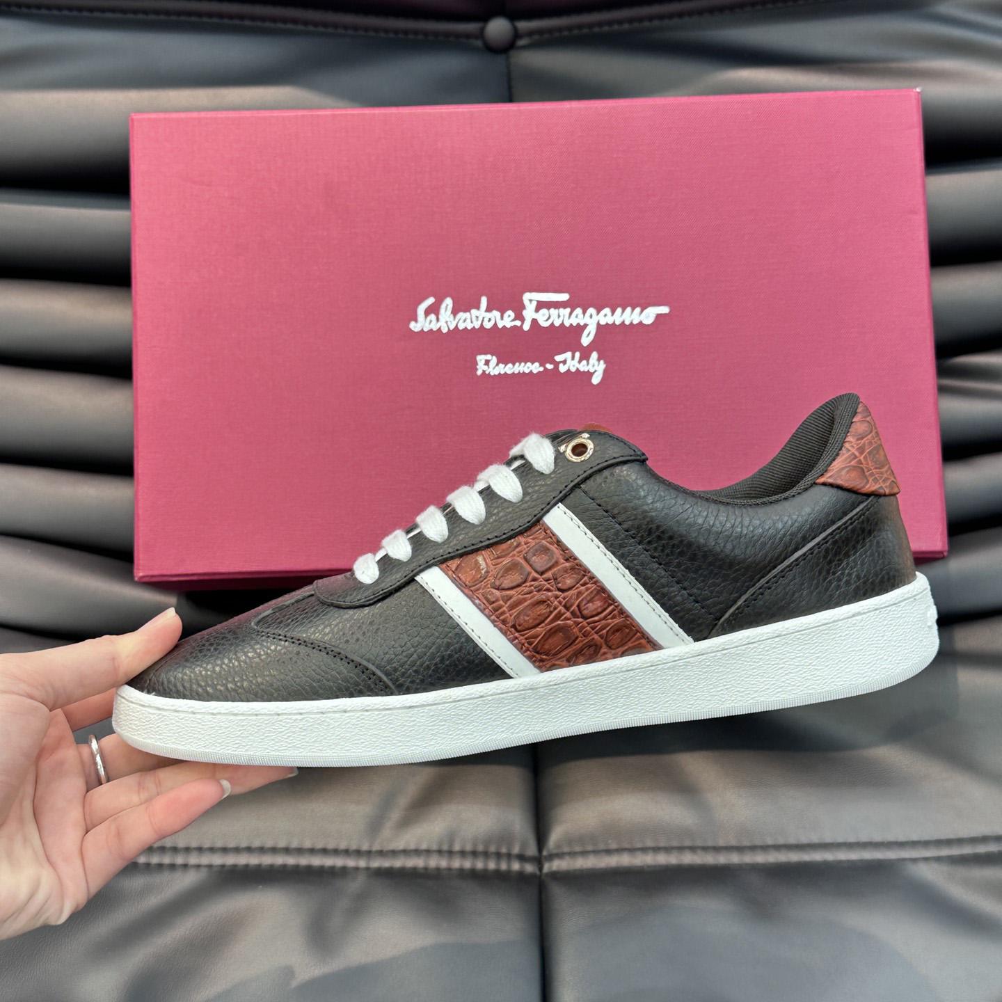 Ferragamo Low Cut Sneaker - DesignerGu