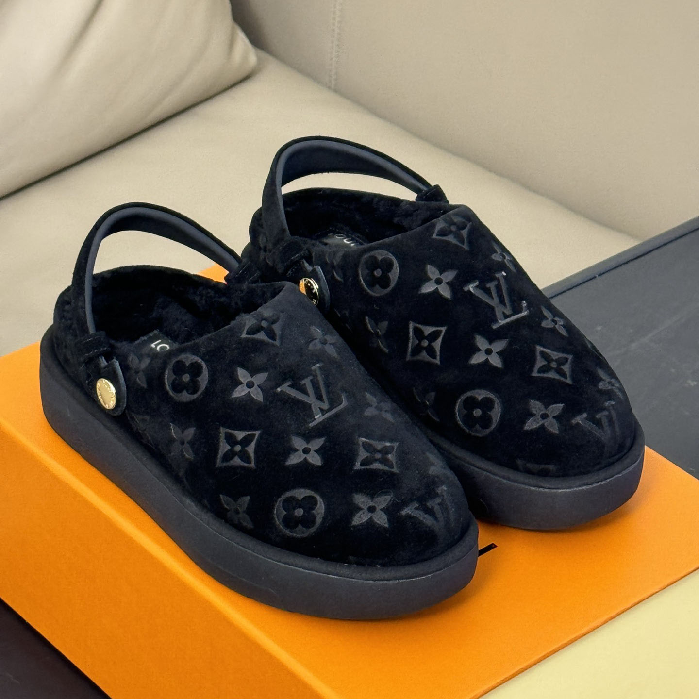 Louis Vuitton Aspen Platform Clog - DesignerGu