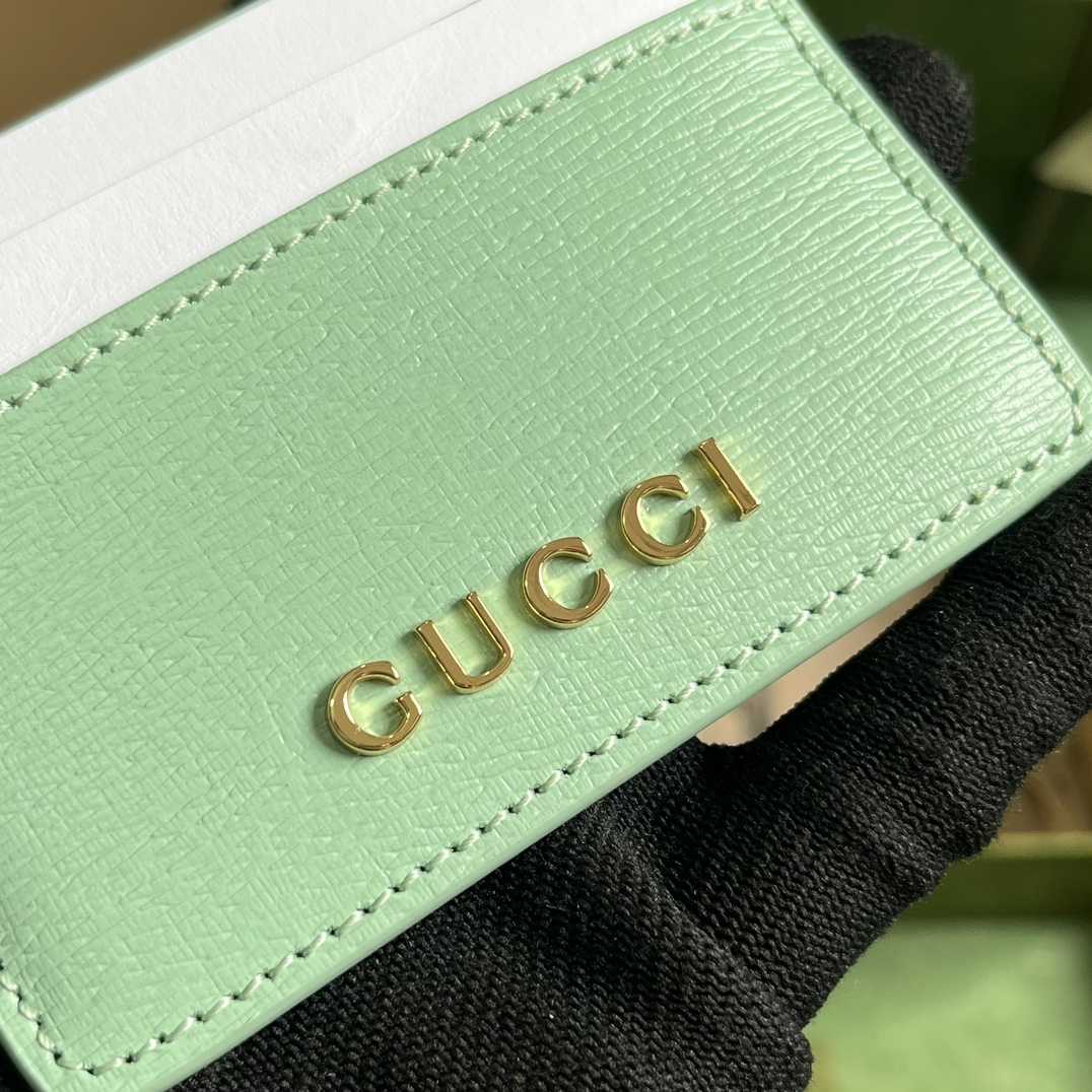 Gucci Card Case With Gucci Script - DesignerGu