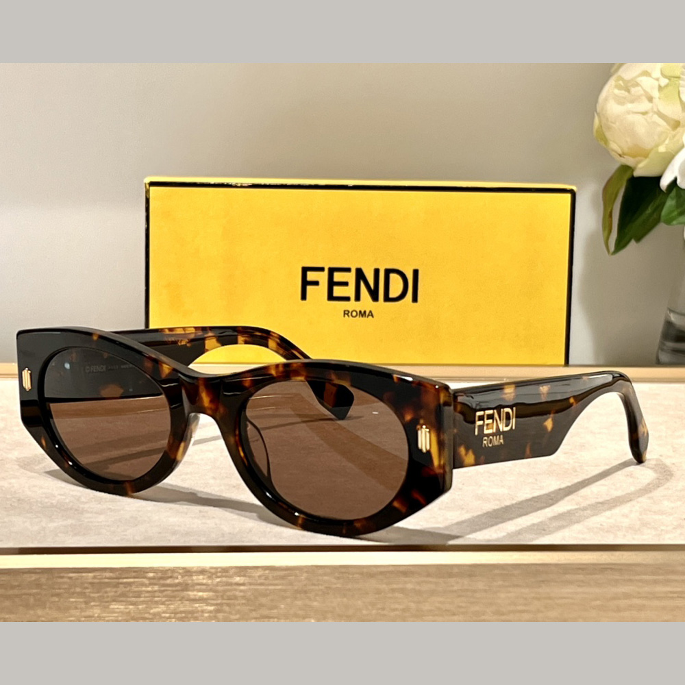 Fendi Roma Havana Acetate Sunglasses   FE40125F  - DesignerGu