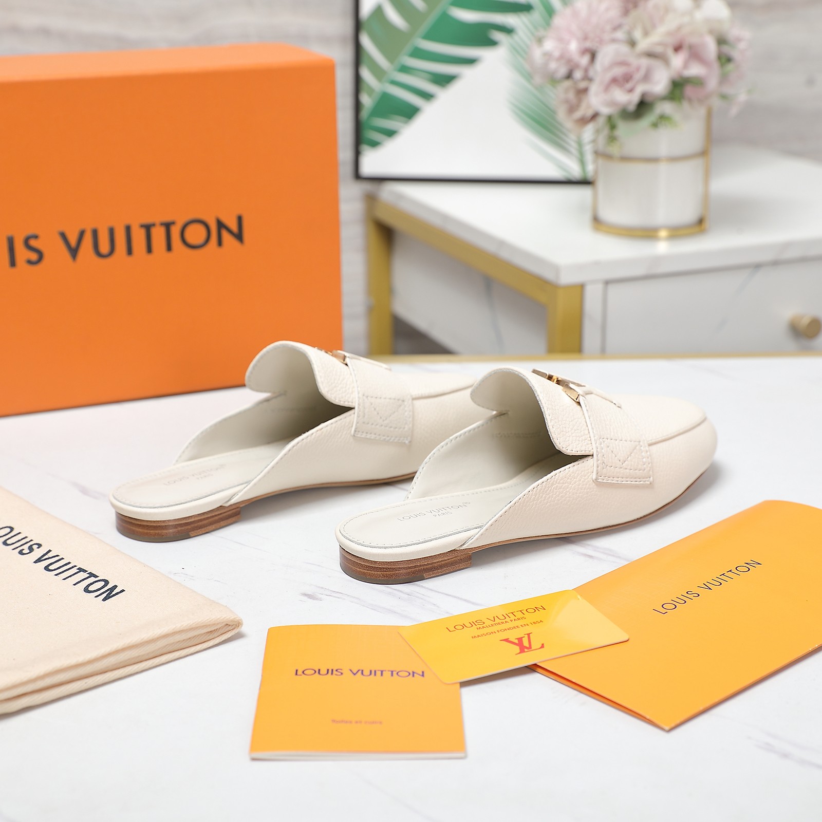 Louis Vuitton LV Capri Open Back Loafer - DesignerGu