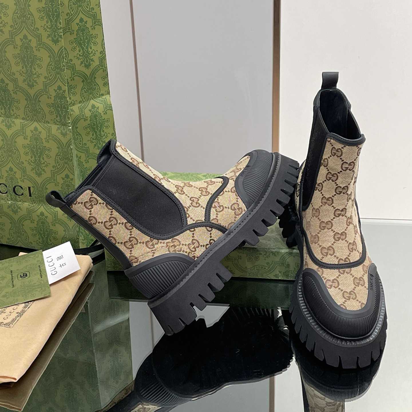 Gucci  GG ankle Boot - DesignerGu