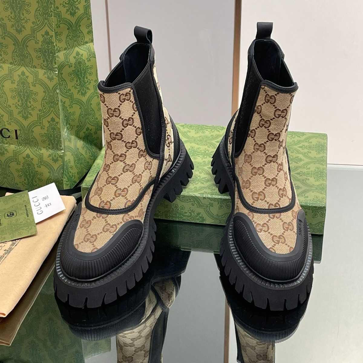 Gucci  GG ankle Boot - DesignerGu