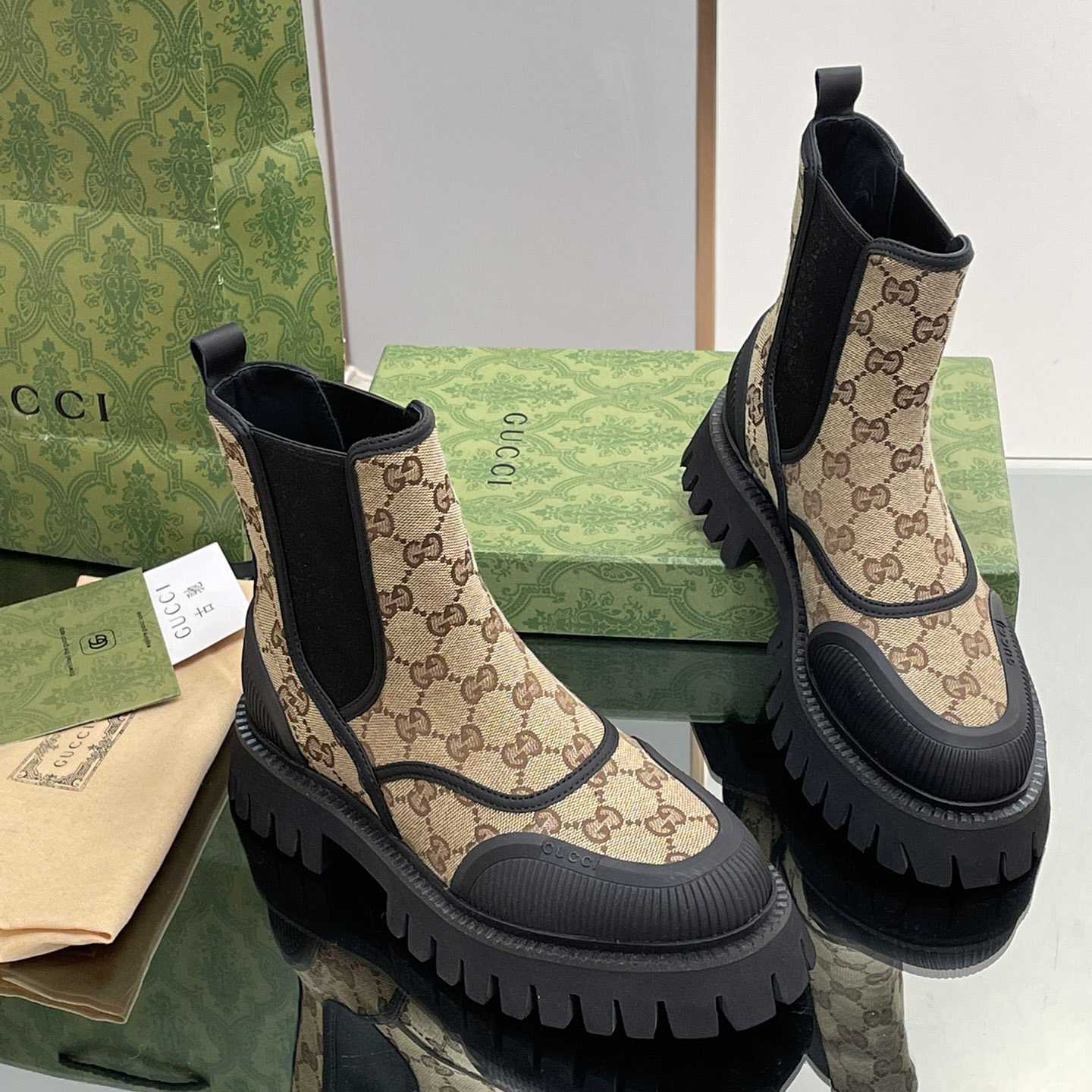 Gucci  GG ankle Boot - DesignerGu