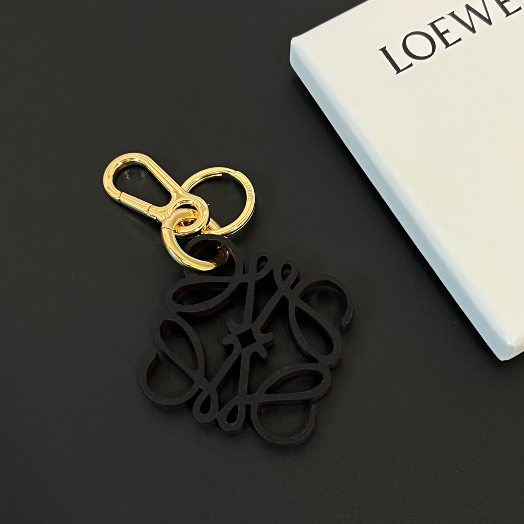 Loewe Anagram Charm In Calfskin - DesignerGu