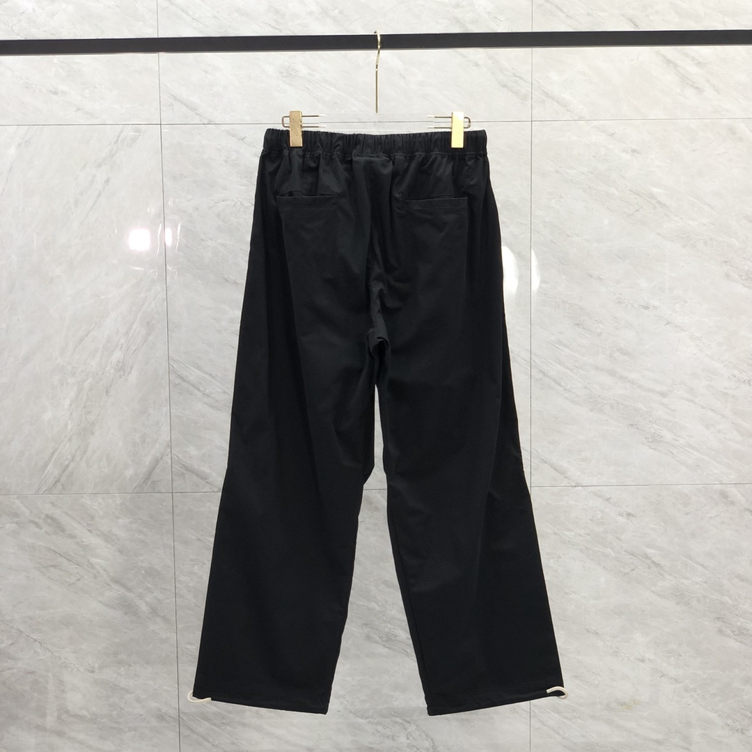 Fear of God Essentials Relaxed Trouser - DesignerGu