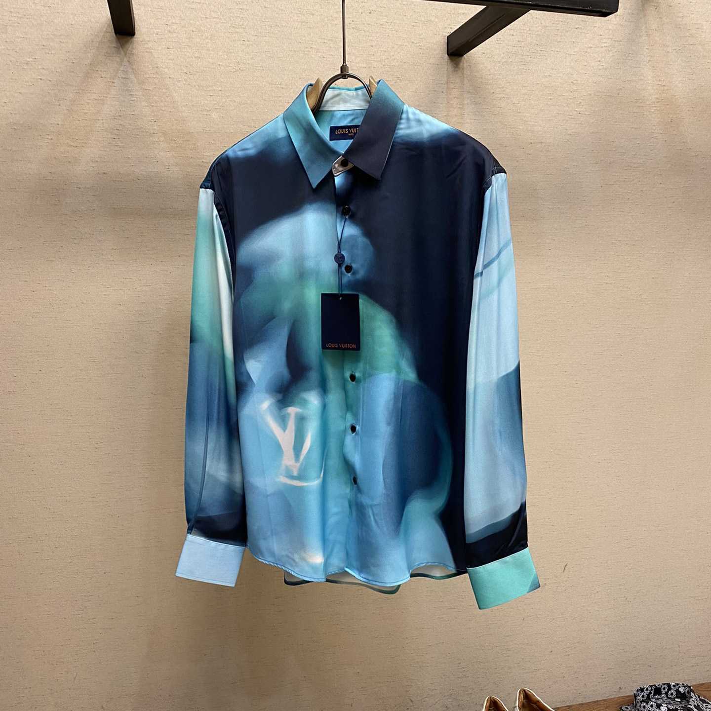 Louis Vuitton Printed Silk Blend Shirt - DesignerGu