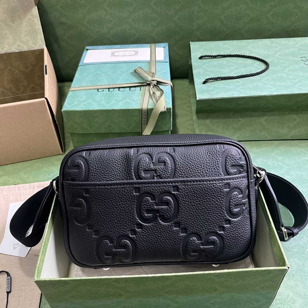 Gucci Jumbo GG Medium Messenger Bag - DesignerGu