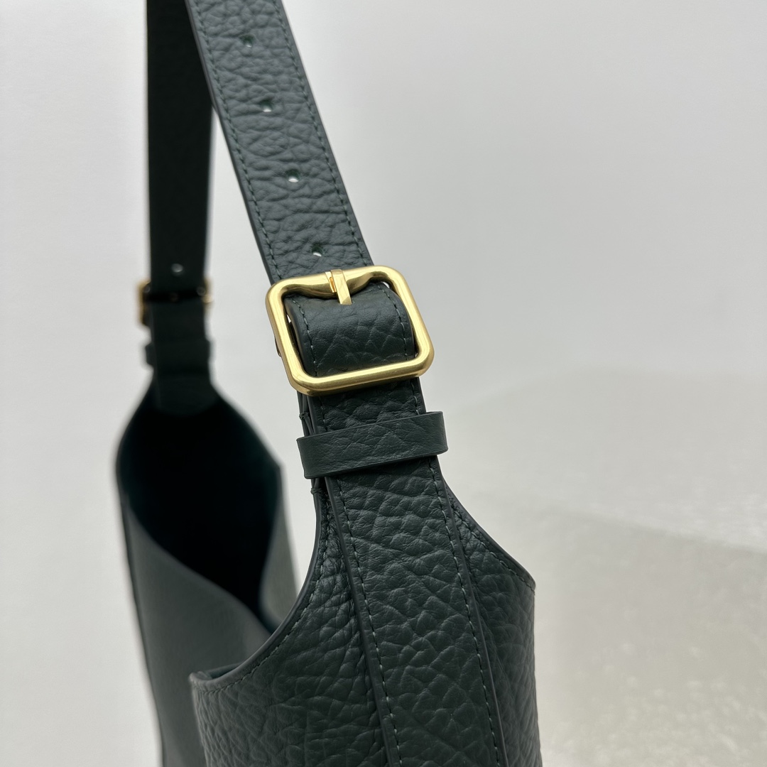 Burberry Medium Chess Shoulder Bag - DesignerGu