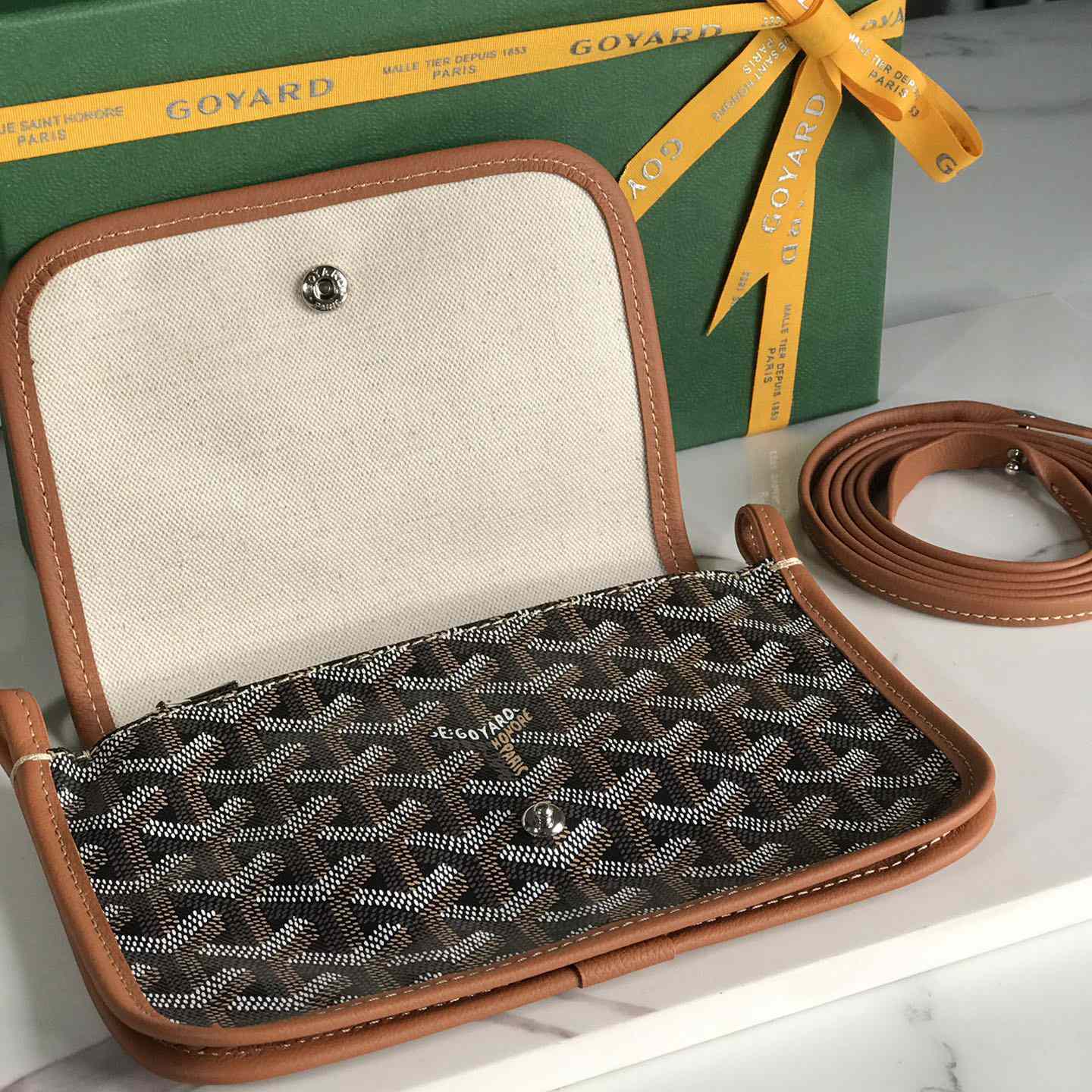 Goyard Plumet Pocket Wallet - DesignerGu