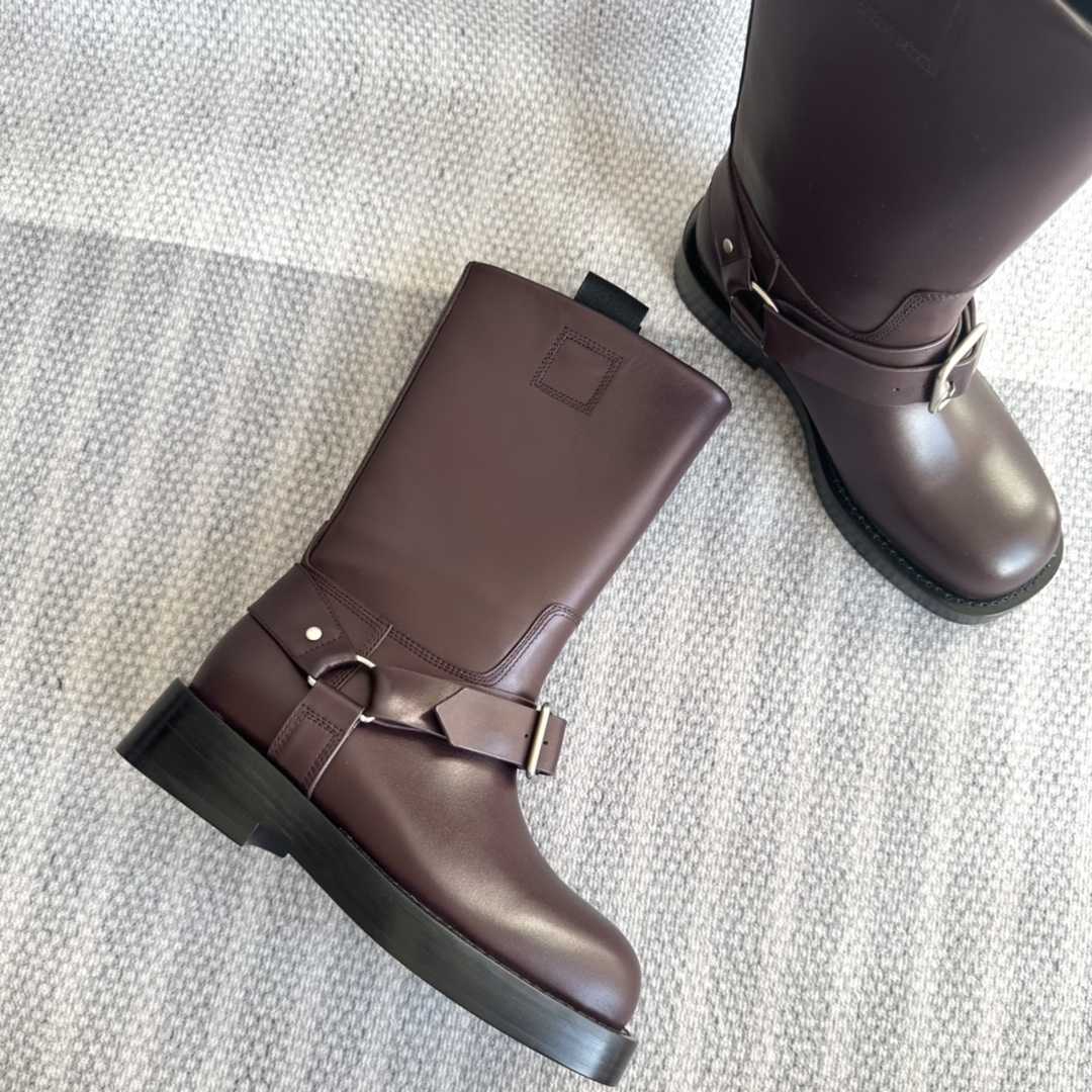 Burberry Leather Saddle Low Boots - DesignerGu