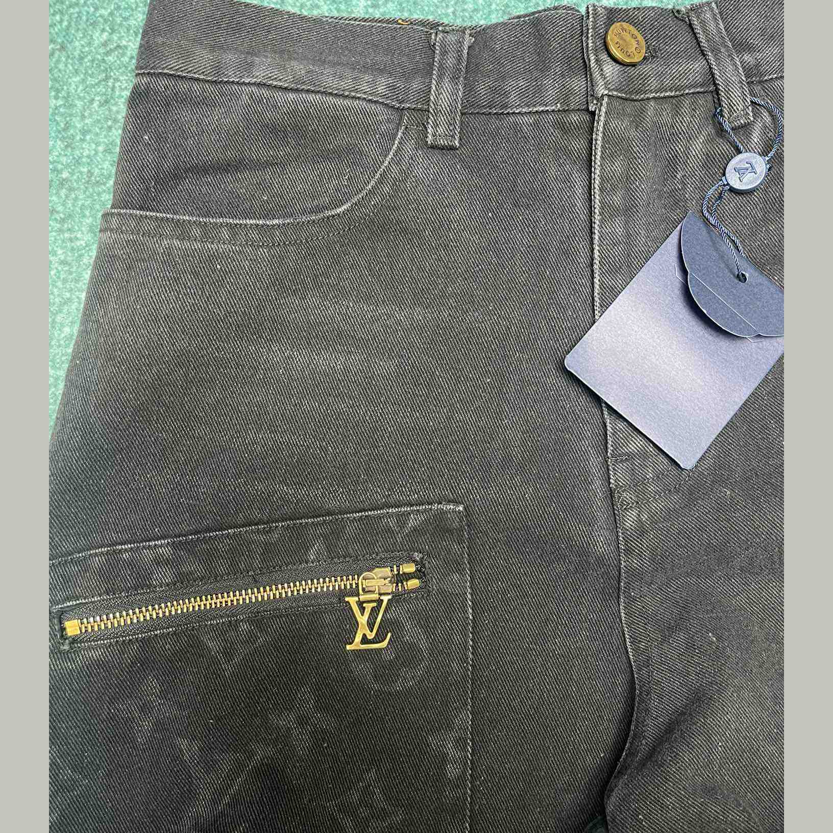 Louis Vuitton Denim Workwear Pants - DesignerGu