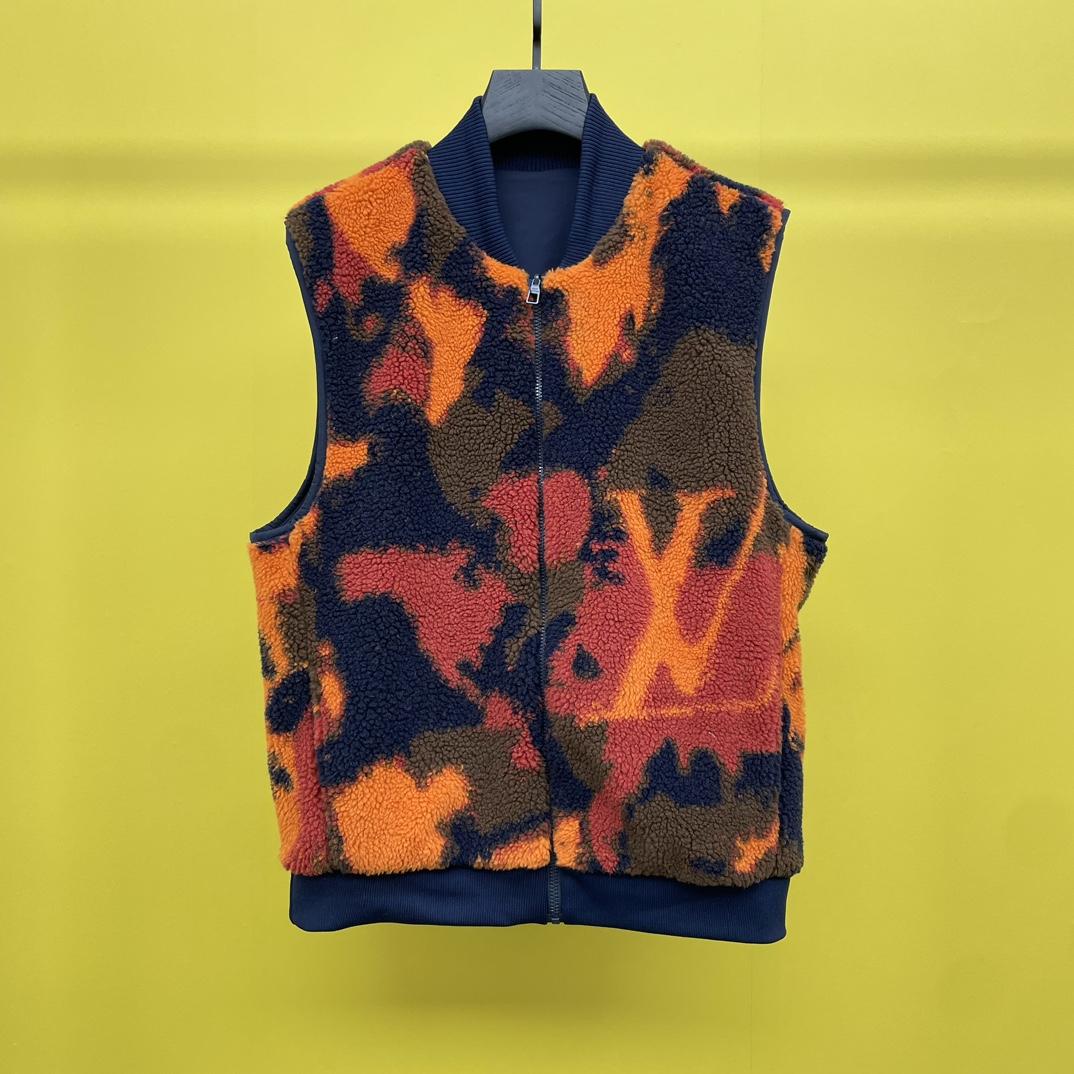 Louis Vuitton Reversible Fleece Gilet - DesignerGu