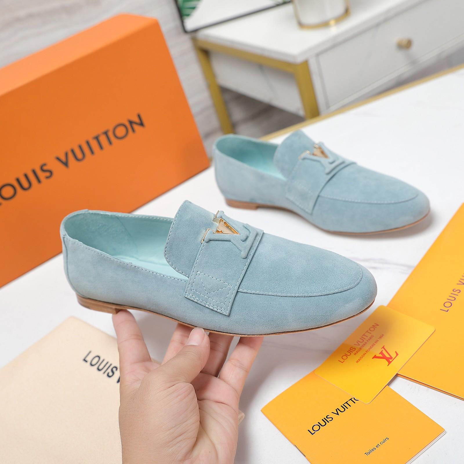 Louis Vuitton LV Capri Loafer - DesignerGu