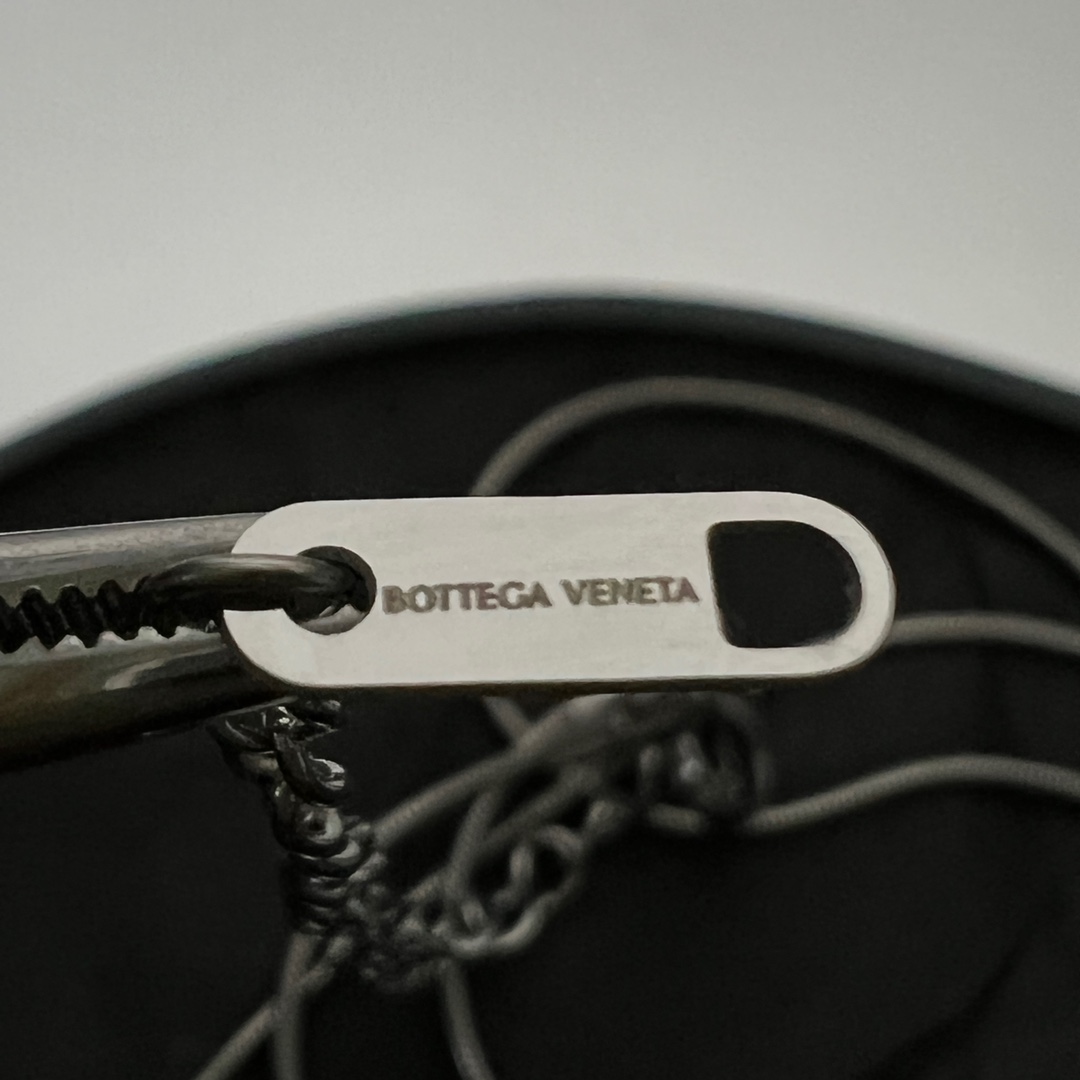 Bottega Veneta Drop Pendant Necklace - DesignerGu