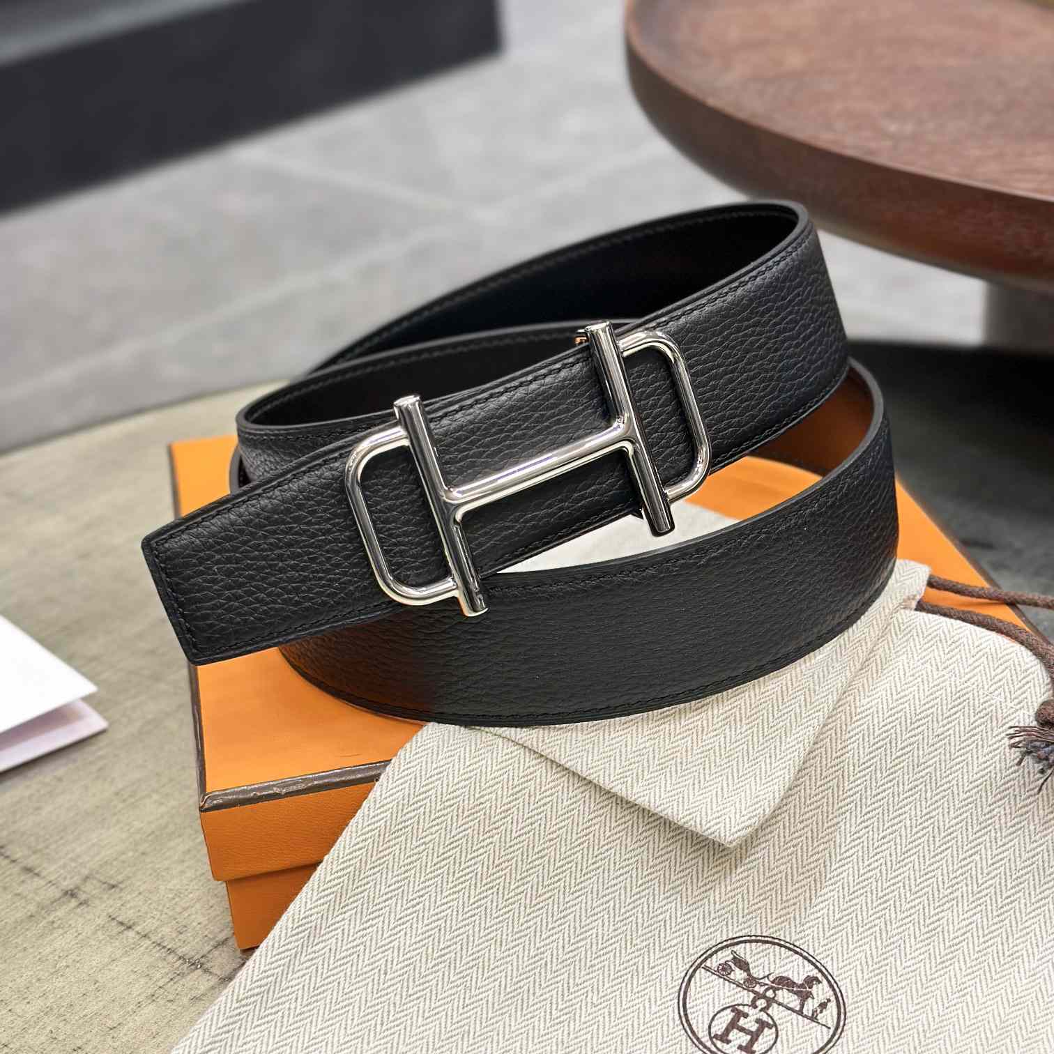 Hermes Royal Belt Buckle & Reversible Leather Strap 38 mm - DesignerGu