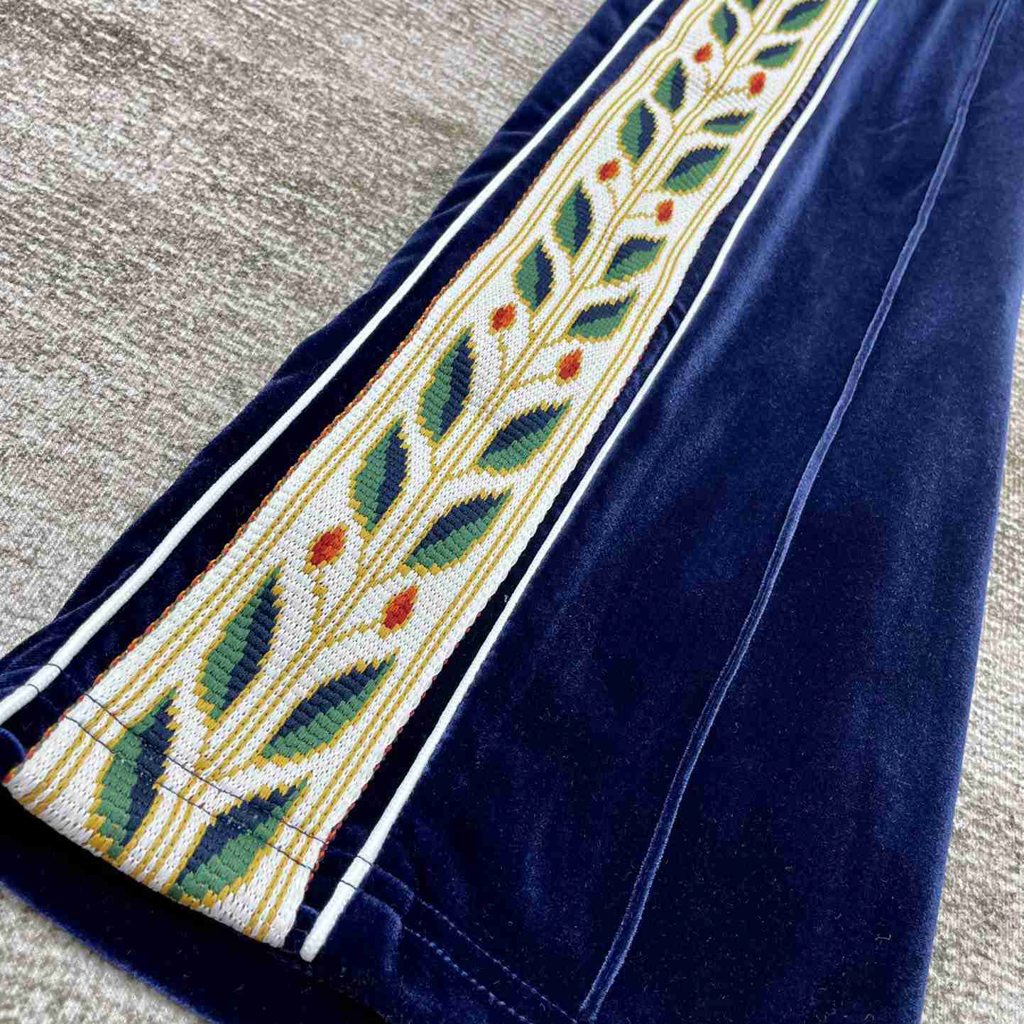 Casablanca Laurel Velour Tracksuit Bottoms - DesignerGu