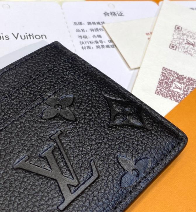 LV Charms Card Holder 10.2 x 7.3 x 0.3cm - DesignerGu