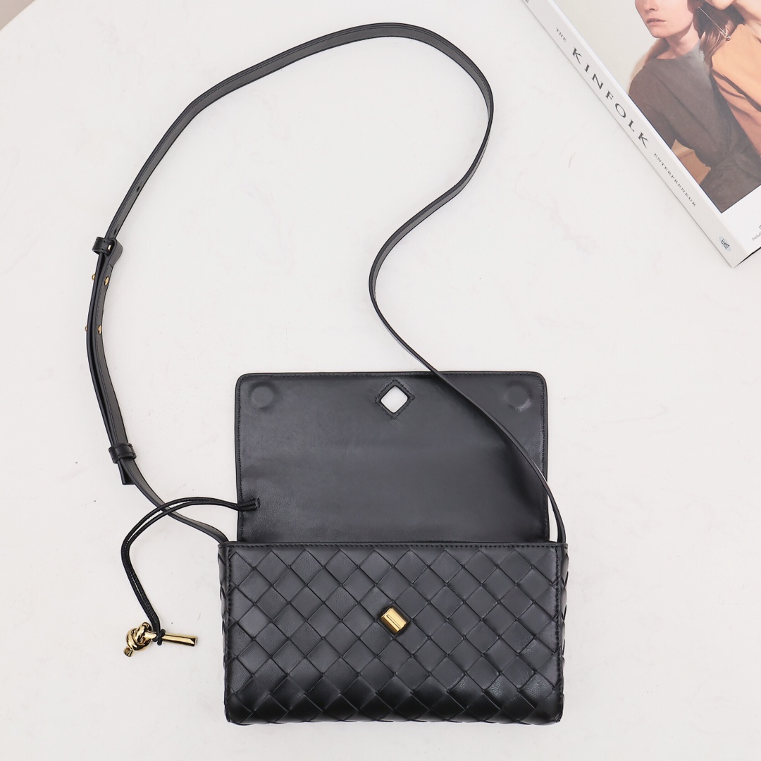 Bottega Veneta Mini Andiamo Cross-Body Bag - DesignerGu