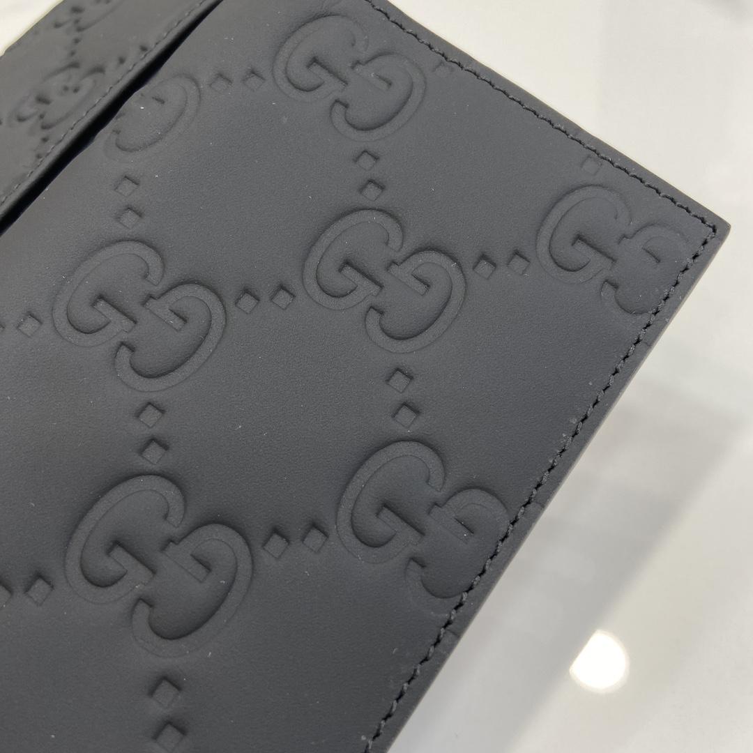 Gucci GG Rubber-effect Long Card Case - DesignerGu