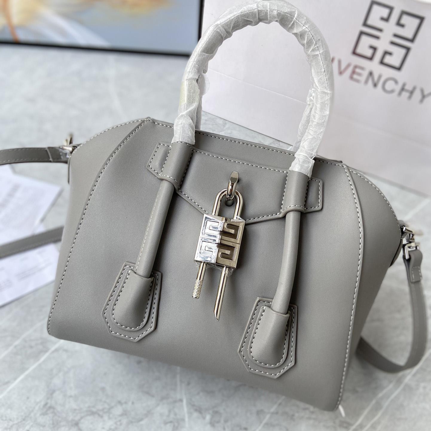 Givenchy Mini Antigona Lock Bag (23*27*13cm) - DesignerGu