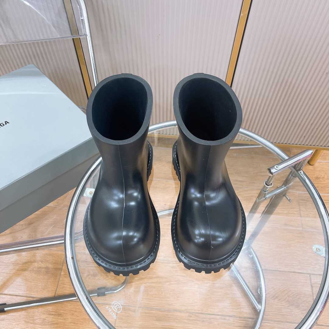 Balenciaga Steroid Bootie In Black - DesignerGu