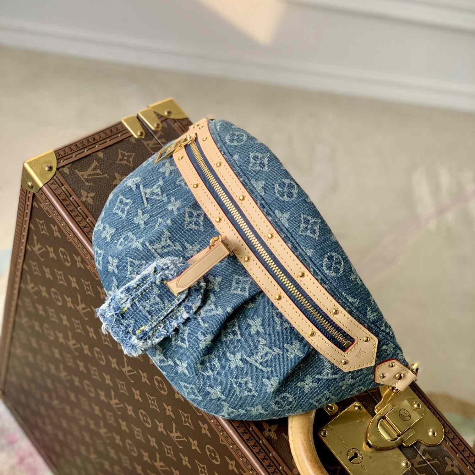 Louis Vuitton High Rise      M46837 - DesignerGu