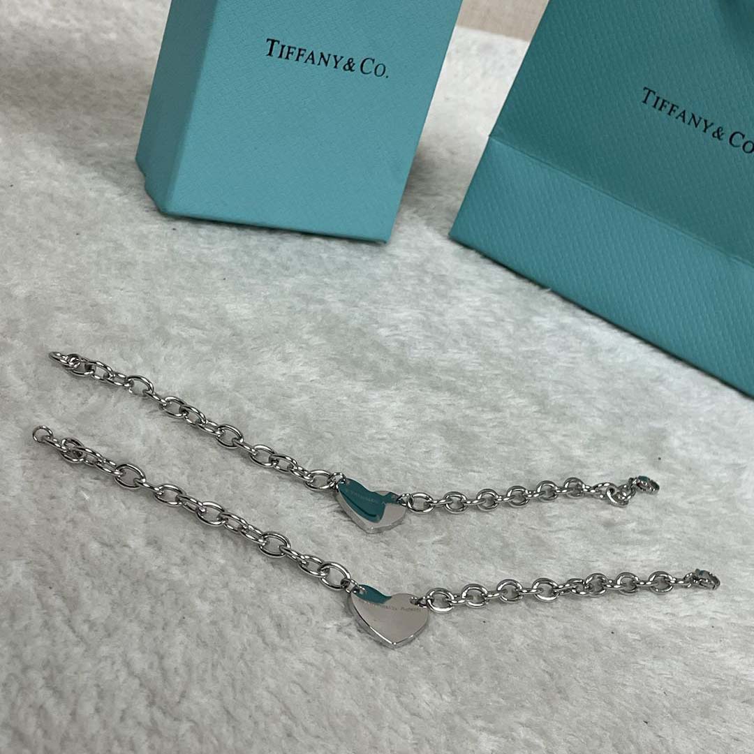 Tiffany&CO Full Heart Toggle Bracelet - DesignerGu