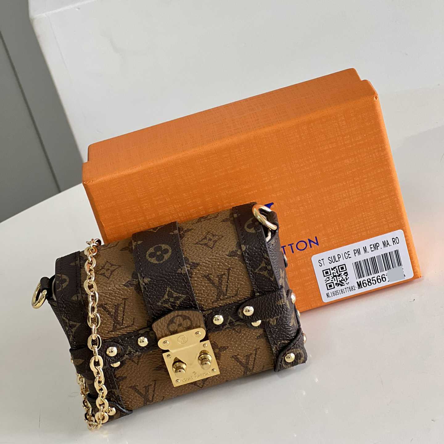 Louis Vuitton Essential Trunk   7.5 x 10.5 x 4cm   M68566 - DesignerGu