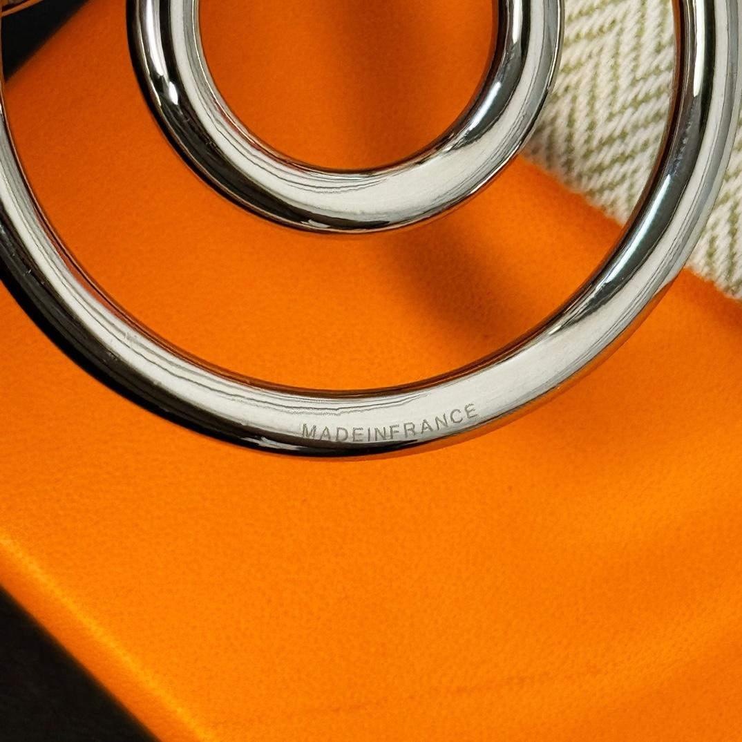 Hermes Fer A Cheval Key Ring - DesignerGu