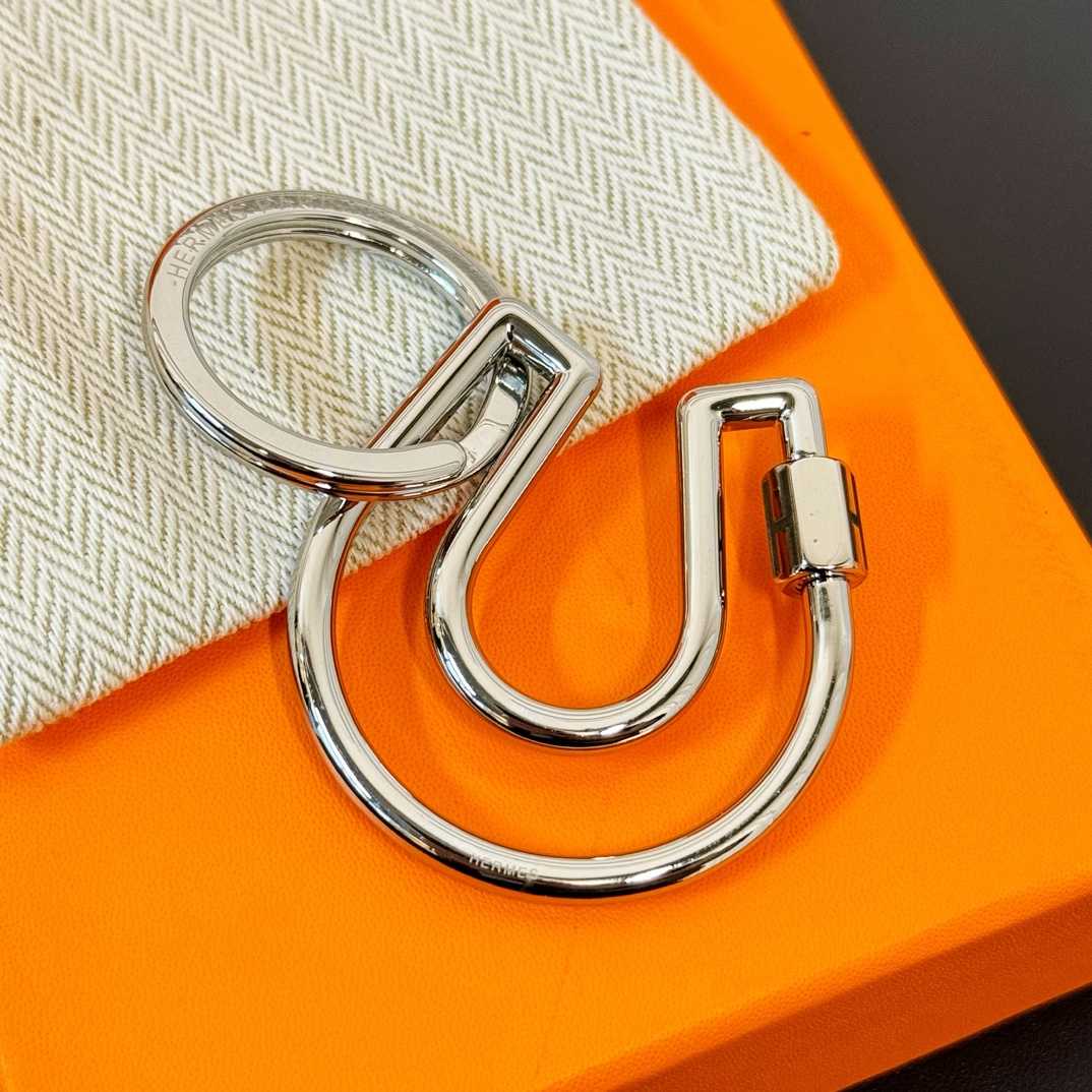 Hermes Fer A Cheval Key Ring - DesignerGu