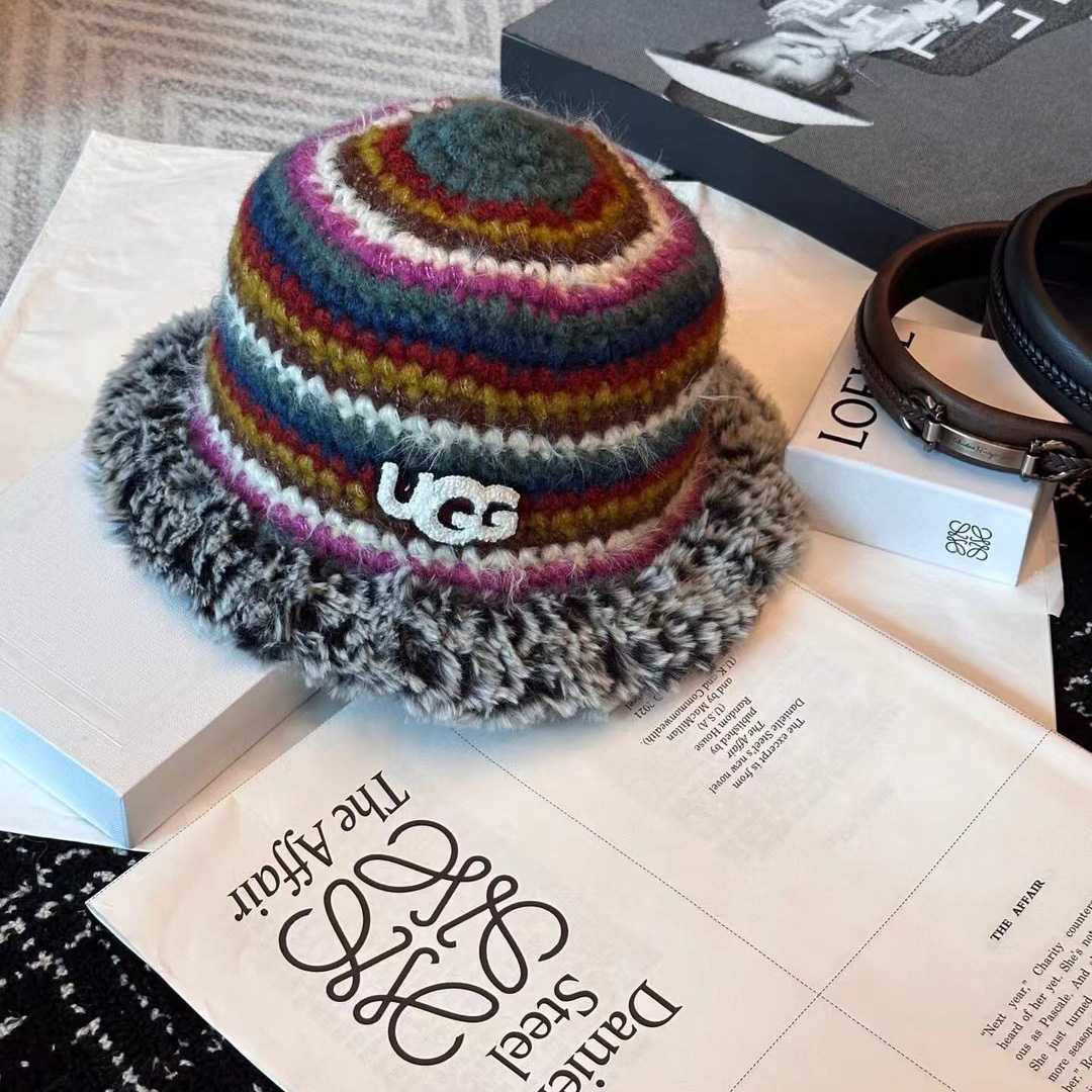 Ugg Beanie - DesignerGu