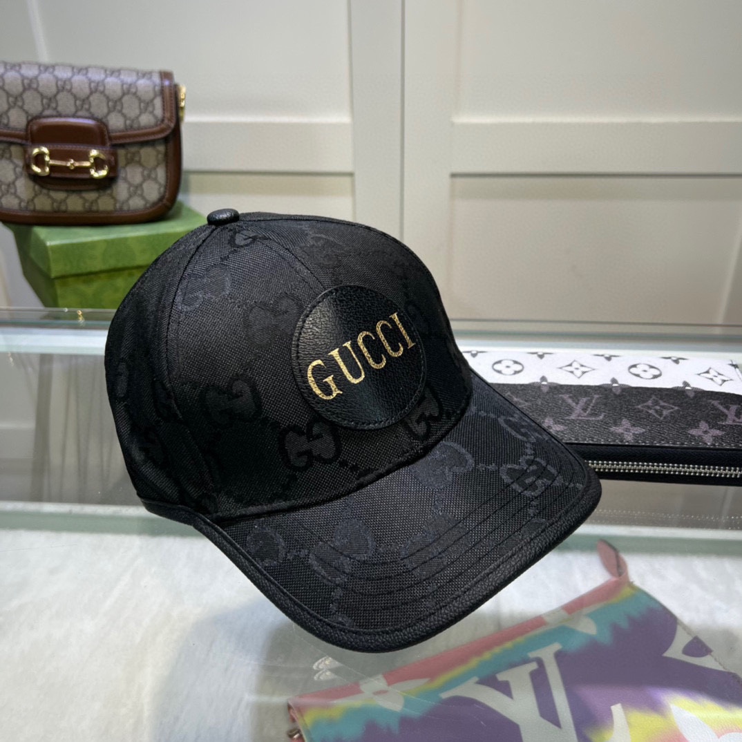 Gucci GG Baseball Cap - DesignerGu