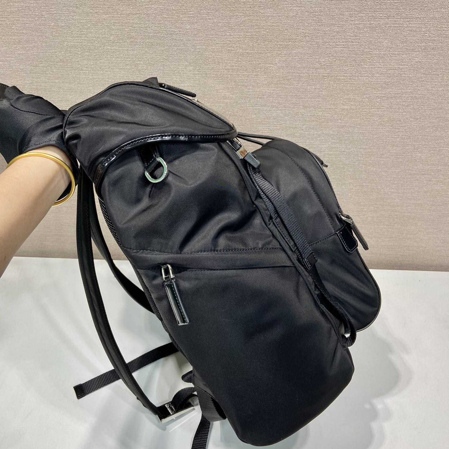 Prada Re-Nylon And Brushed Leather Backpack - DesignerGu