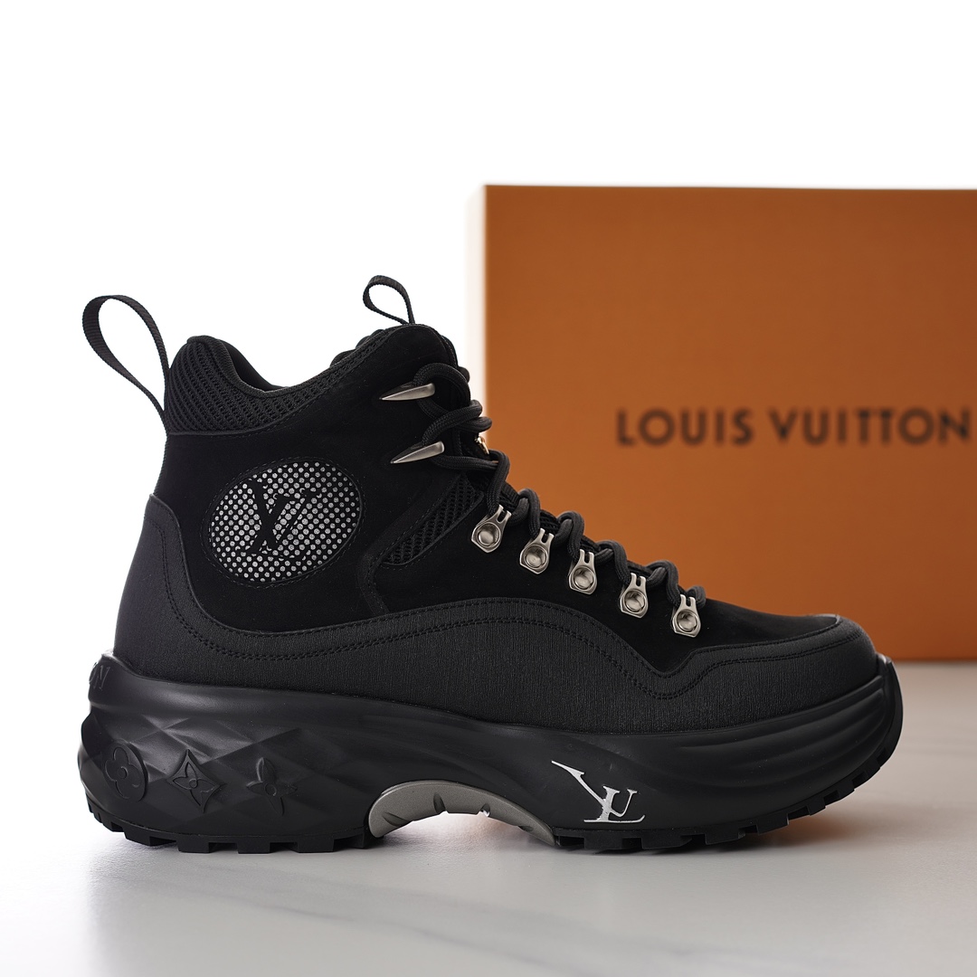 Louis Vuitton LV Discovery Ankle Boot   - DesignerGu