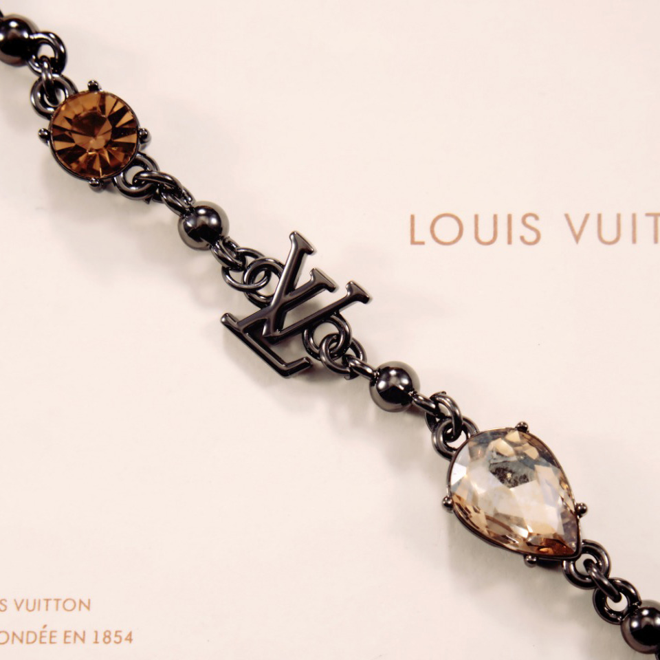 Louis Vuitton LV Light Bracelet   M1204A - DesignerGu