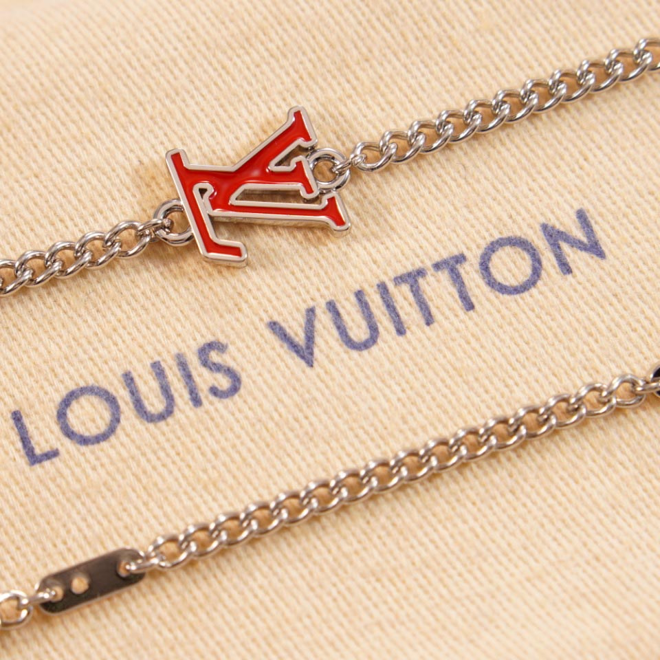 Louis Vuitton LV Trainer Necklace    M01407 - DesignerGu