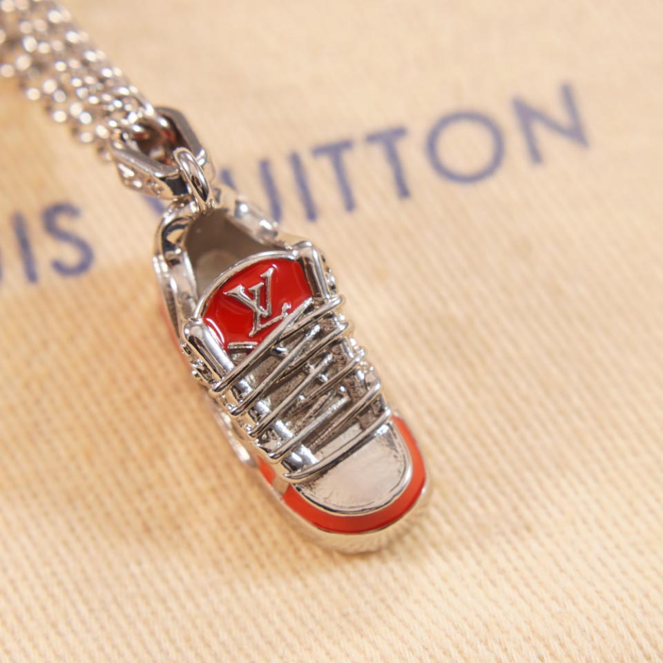 Louis Vuitton LV Trainer Necklace    M01407 - DesignerGu